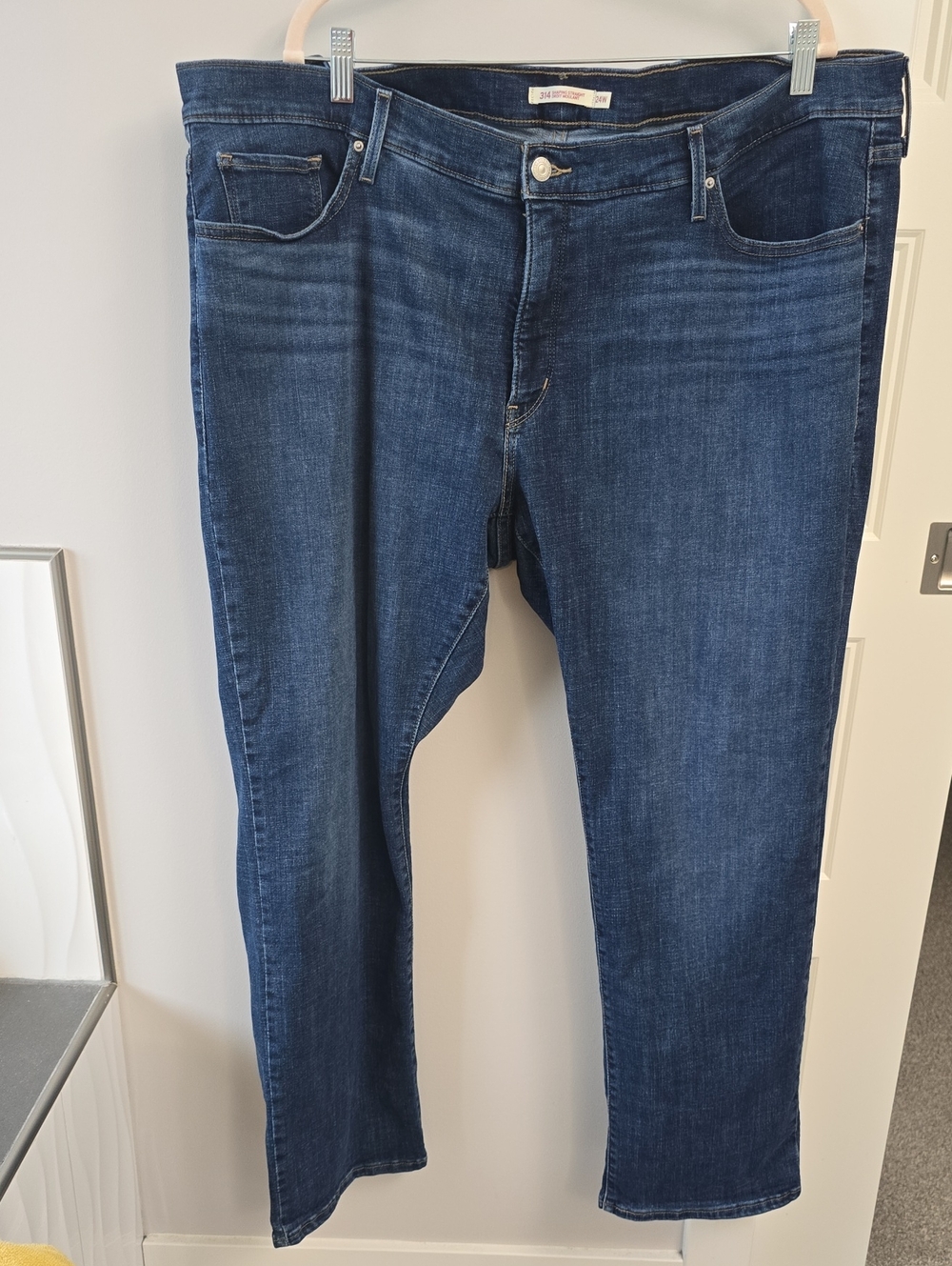 Levi's Women's Straight Leg Dark Blue Denim Jeans